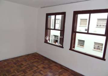 Apartamento com 2 quartos à venda na rua carmelita grippi, 490, rubem berta, porto alegre, 60 m2 por r$ 106.000