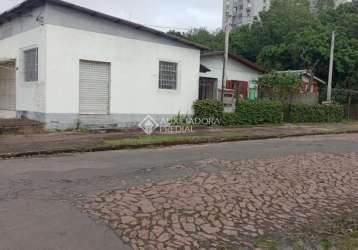 Casa em condomínio fechado com 2 quartos à venda na rua antônio francisco lisboa, 208, rubem berta, porto alegre, 92 m2 por r$ 480.000