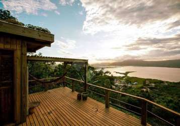 Casa em condomínio fechado com 3 quartos à venda na morro da praia da ferrugem, 2, capão, garopaba por r$ 3.900.000