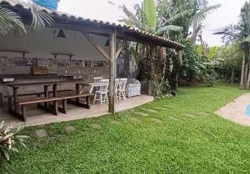 Casa em condomínio fechado com 4 quartos para alugar na joao nicomendes lentz, 477, pinguirito, garopaba por r$ 1.300