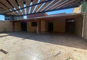 Casa à venda com 3 quartos, sendo 1 suíte - porto novo - caraguatatuba-sp