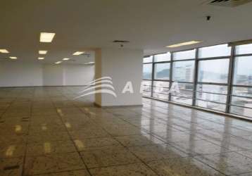 Imóvel comercial, andar inteiro, alto com vista, todo com piso de granito, ar condicionado central,