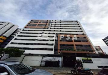 Excelente apartamento localizado na jatiúca, próximo à barzinhos, supermercados, colégios, faculdade