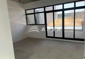 Situada no excelente bairro de lourdes, nossa sala comercial de 46,40 m² em area coberta e 50,44m² e