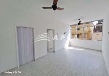 Apartamento de 1 quarto em rua cobiçada da tijuca. imóvel de 60m, frente, sol da manhã, claro, pé di