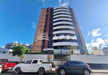 Excelente apartamento localizado na ponta verde próximo ao colégio coc. possui 3 quartos sendo 1 suí