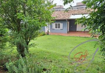 Casa térrea em condomínio fechado na vila são francisco, para venda.