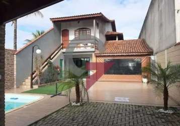 Casa com 6 quartos à venda em piracangaguá, taubaté  por r$ 1.010.000