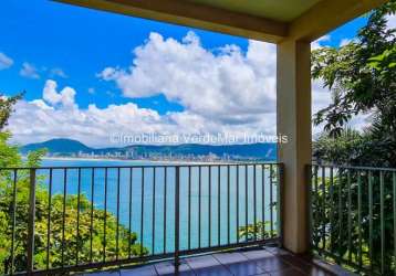 Casa a venda no condomínio península na praia da enseada em guarujá, vista mar.