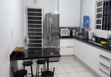 Vende-se residência no núcleo habitacional castelo branco - marilia/sp