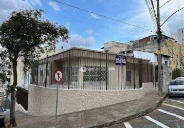 Casa com 5 dormitórios para alugar, 450 m² por r$ 6.109,00/mês - santa helena - juiz de fora/mg