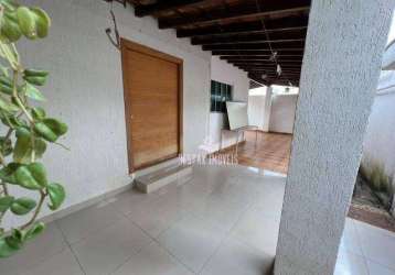 Casa com 3 quartos à venda, 360m² por r$ 1.050.000 - patrimônio - uberlândia/mg