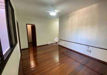 Sobrado com 4 dormitórios à venda, 350 m² por r$ 350.000 - rezende - uberlândia/mg