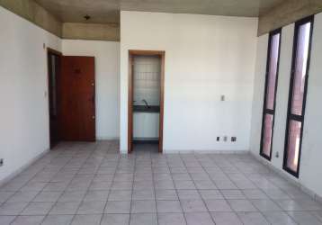 Sala/conjunto para aluguel possui 32 metros quadrados com 1 quarto