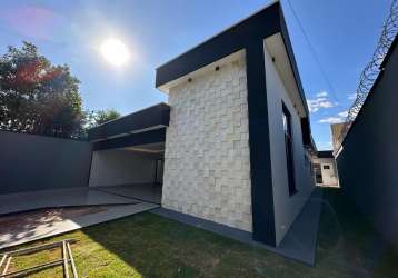 Linda casa no setor vale do araguaia em goiânia