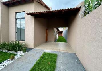 Linda casa à venda no setor pampulha em aparecida de goiânia!