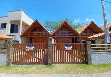 Casa frente mar para temporada em bertioga, canto do itaguá, 2 dormitórios, 1 banheiro, 1 vaga