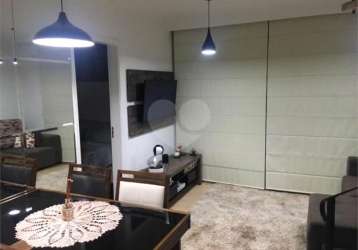 Apartamento com cobertura