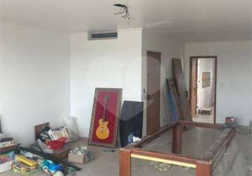 Apartamento a venda no barro branco = 156m2 - 3 dormitórios (1 suíte) e 4 vagas de garagem