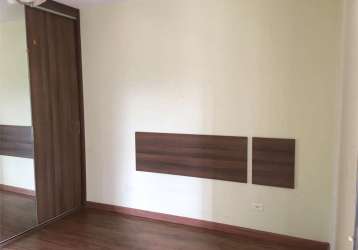 Apartamento de 2 dormitórios no pari.