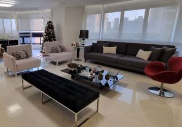 Apartamento amplo e totalmente reformado no jardim são paulo, um por andar.