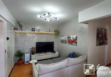 Apartamento 02 dormitórios, sacada, 01 vaga - parada inglesa/sp