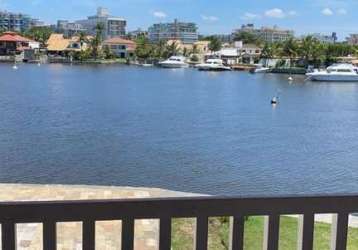 Casa à venda na moringa 5 quartos 3 suítes com vista linda para o canal  , são bento, cabo frio, rj