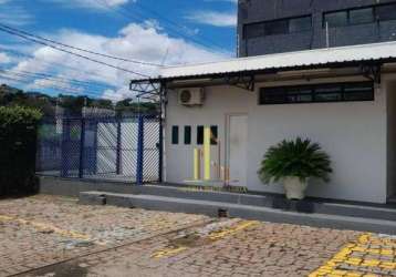 Aluga-se prédio comercial na vila nambi