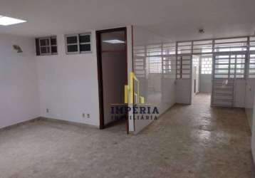 Casa com 4 dormitórios para alugar, 219 m² por r$ 5.390,00/mês - centro - jundiaí/sp