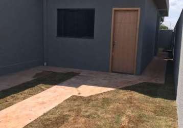 Casa à venda – | 2 quartos sendo1 suíte, 2 vagas