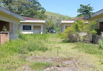 Casa com 2 quartos à venda na estrada campos do jordão, buquirinha, são josé dos campos, 638 m2 por r$ 1.195.000