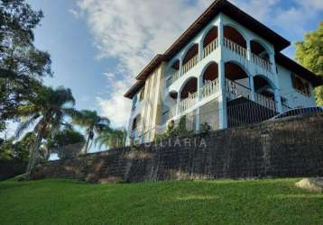 Casa com 5 quartos à venda na servidão manoel félix da silva, 290, itacorubi, florianópolis, 300 m2 por r$ 2.000.000