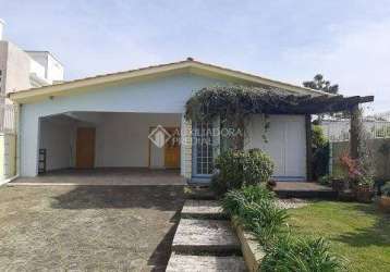 Casa com 3 quartos à venda na rua manoel pedro vieira, 569, morro das pedras, florianópolis, 179 m2 por r$ 2.050.000