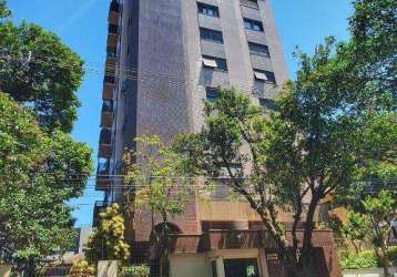 Um apartamento por andar, vendo apartamento alto padrão no bairro bela vista em porto alegre