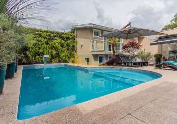 Casa alto padrão à venda com 4 quartos na zona norte, horto florestal, são paulo, sp