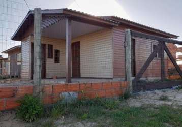 Casa 01 dorm à venda no bairro praia pérola com 45 m² de área privativa - 1 vaga de garagem