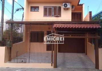 Emicrei vende casa com 04 dormitórios, 179 m² por r$ 643.000 - fião - são leopoldo/rs