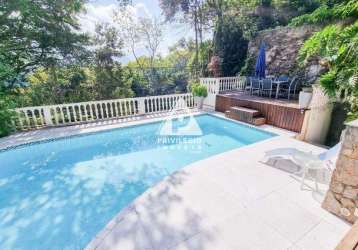 Casa triplex à venda! 6 quartos, 3 vagas, piscina, vista cristo - gávea - rio de janeiro