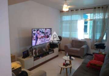 Apt duplex tipo casa em excelente condomínio tijuca / rio comprido com 4 vagas de garagem