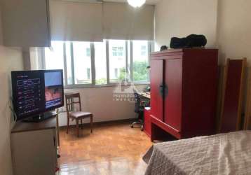 Apartamento 1 quarto, 35 mts, a 1 quadra da praia, em copacabana.