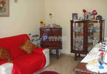 Casa de vila duplex em laranjeiras