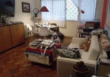 Apartamemto com 3 quartos e vaga no flamengo