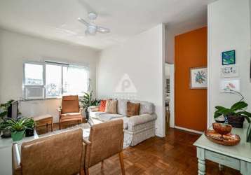 Vende-se excelente apartamento de 3 quartos no jardim botânico - rj