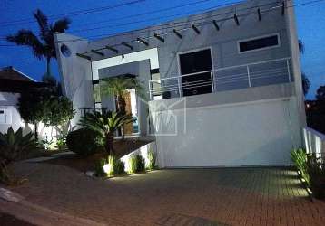 Casa em condomínio fechado com 3 quartos à venda na travessa ortiz, 555, bela vista, gravataí, 180 m2 por r$ 840.000