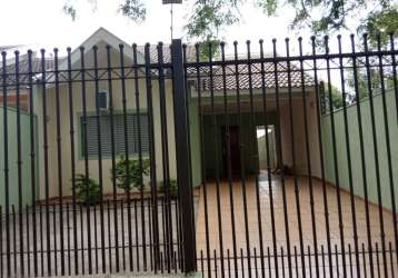 Casa com 3 quartos à venda na rua rui barbosa, 2081, zona 06, maringá por r$ 650.000