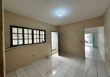 Casa com 1 dormitório para alugar, 55 m² por r$ 1.000,00/mês - suarão - itanhaém/sp