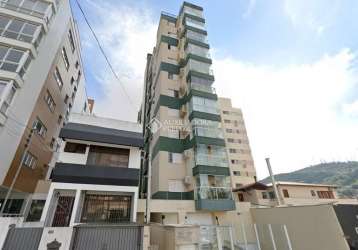 Apartamento com 3 quartos à venda na rua hermann blumenau, 127, centro, florianópolis, 96 m2 por r$ 930.000