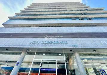 Sala comercial com 2 salas à venda na são joão batista, 109, beira mar, florianópolis, 64 m2 por r$ 549.000