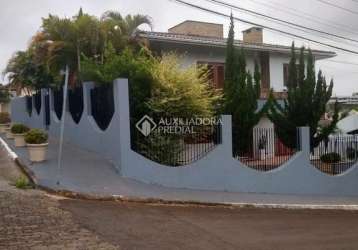 Casa em condomínio fechado com 5 quartos à venda na das jaboticabeiras, 451, montanha, lajeado, 230 m2 por r$ 1.890.000