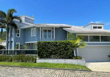 Casa em condomínio fechado com 4 quartos à venda na rua aqueduto, 365, centro, balneário camboriú por r$ 5.999.000